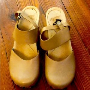 Dansko sandal clogs